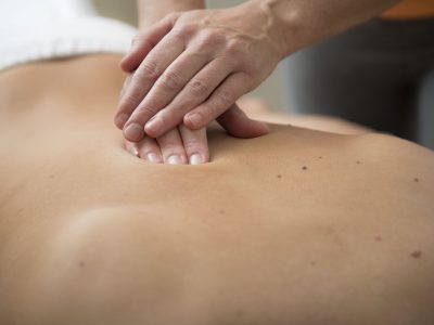 massage-3795693
